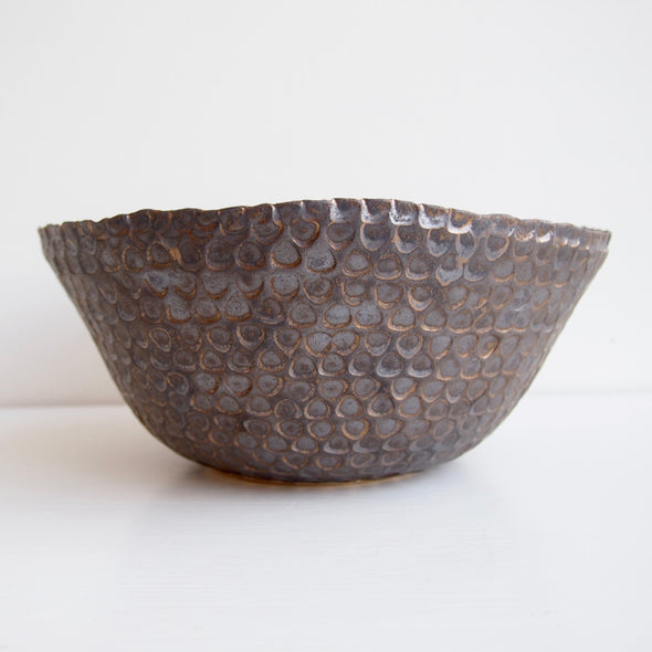 outside of Satin white and gold pottery fruit bowl