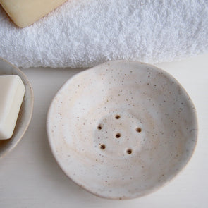 cream speckled mini pottery soap dish