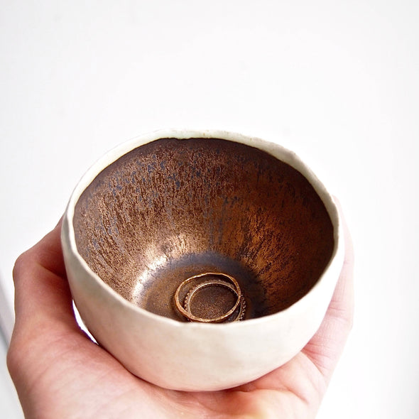 Handmade ceramic gold/black textural ring bowl, gold jewellery dish, ring dish, jewelry display dish, gold pottery bowl, gold ceramic bowl