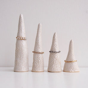 White ceramic circle texture ring cones